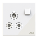 BS DP round pin switched outlet 15A